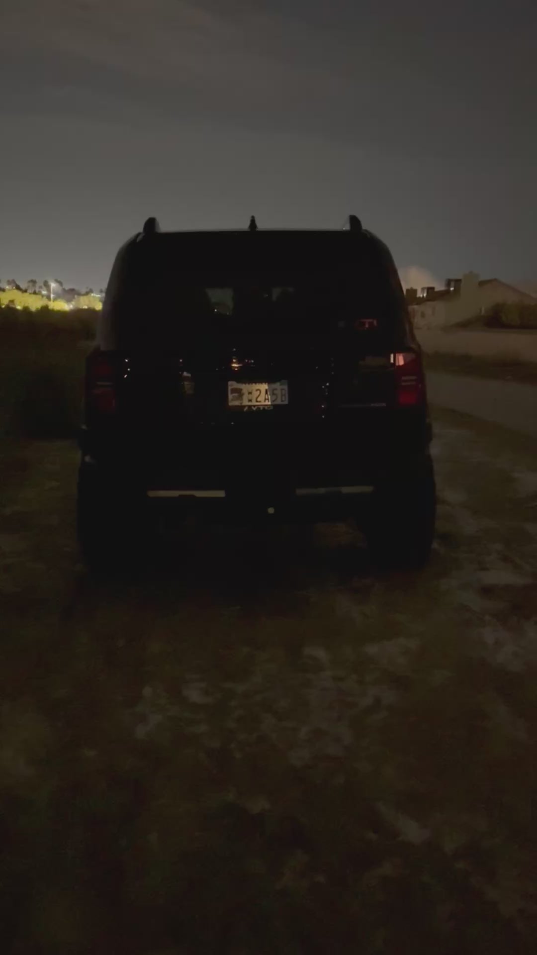 Video showing Obisan3d Land Cruiser Cargo lights