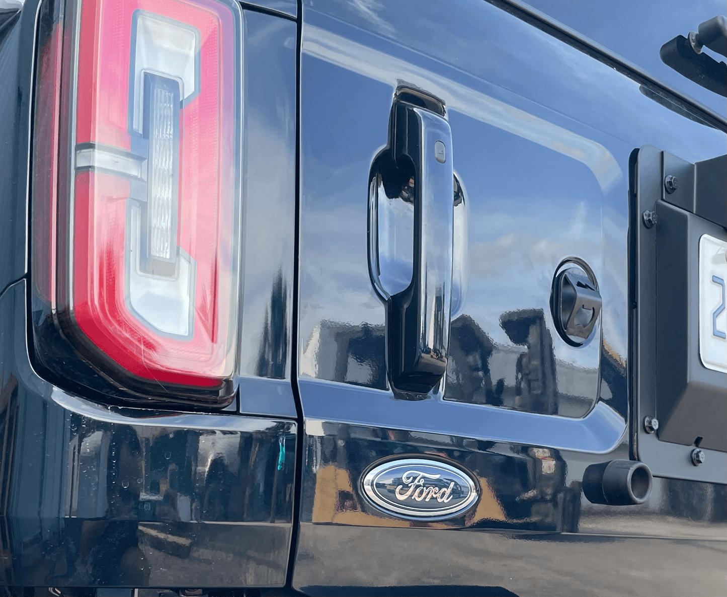2021+ 6th Gen Bronco Bottle Opener Wire Grommet Cover