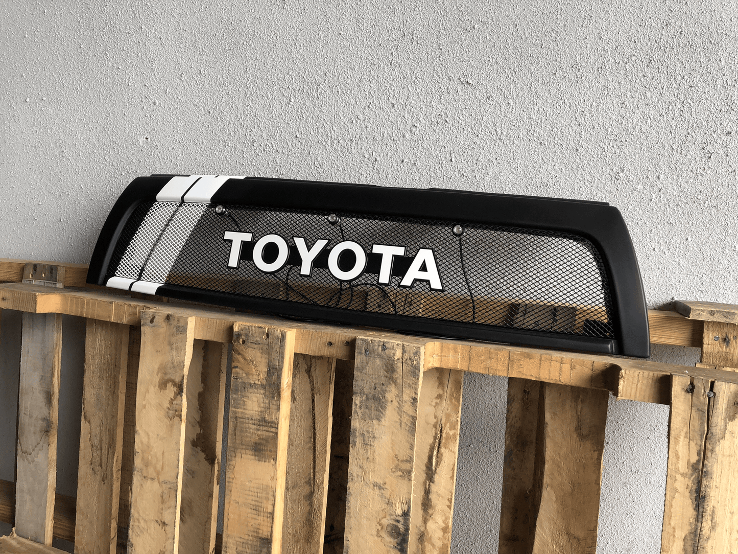 1996-2002 3rd Gen 4Runner Flush Grille