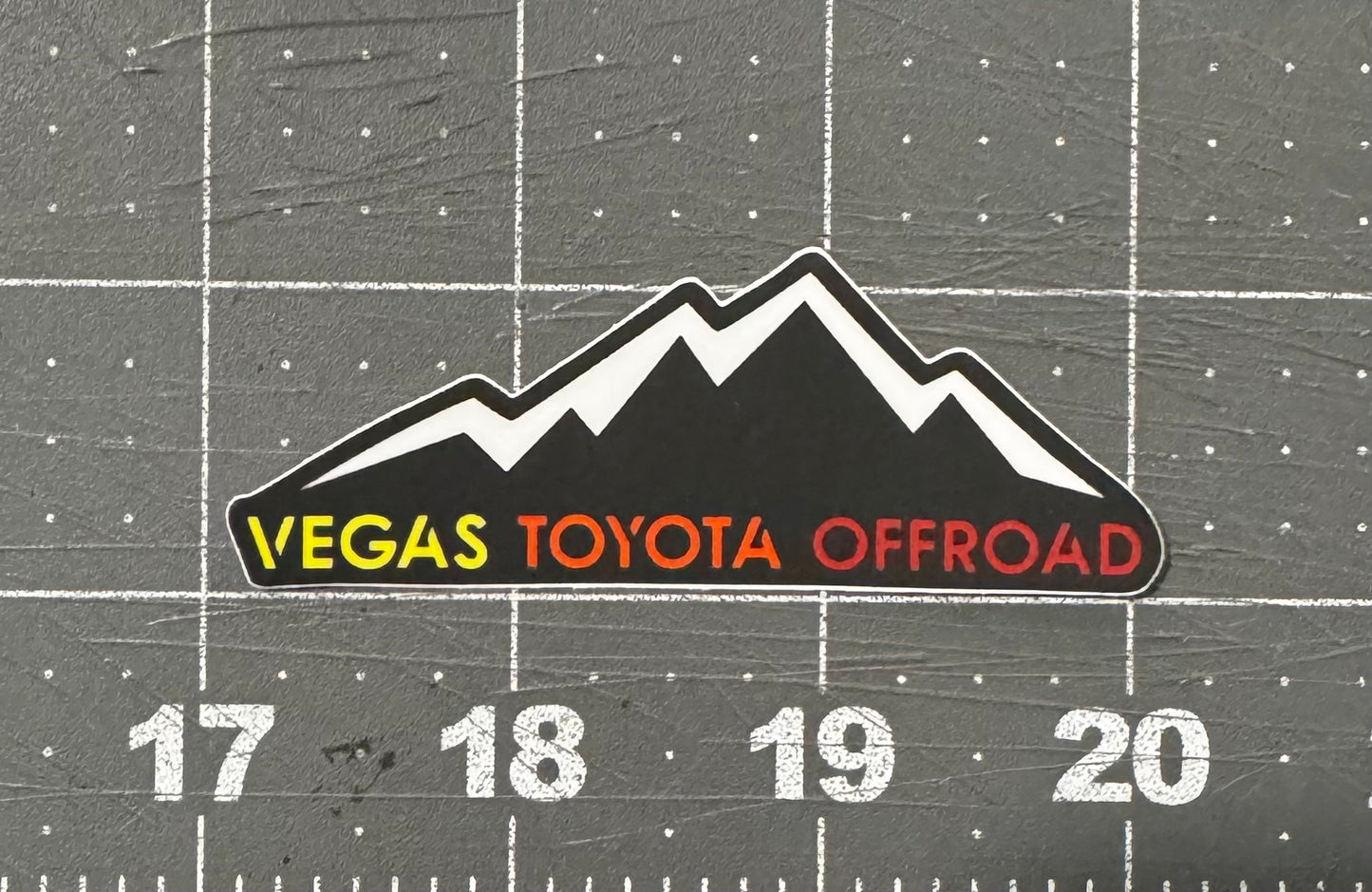 VTO Mountain sticker (small)